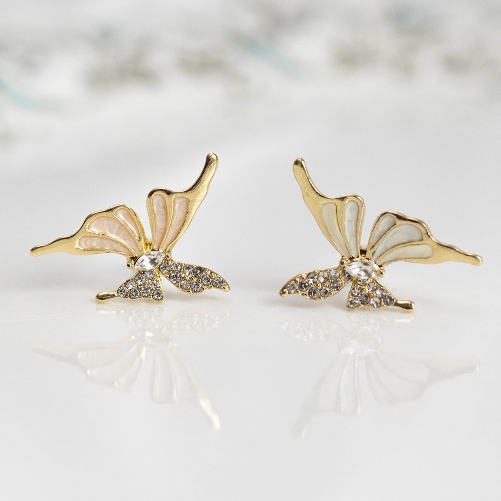 ✨Zara Camille Pearly Butterfly Earrings - Picture 2 of 4